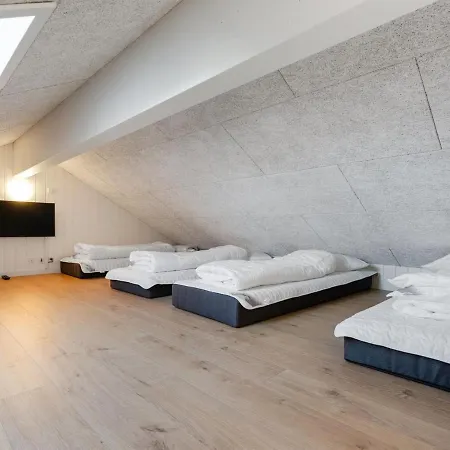 Holiday Uthwagin - 850m From The Sea In Western Jutland By Interhome