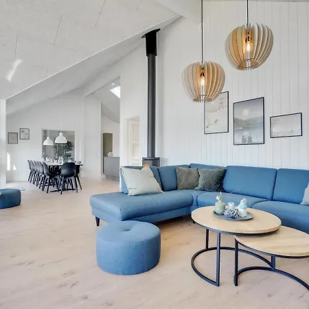 Holiday home Holiday Uthwagin - 850m From The Sea In Western Jutland By Interhome *